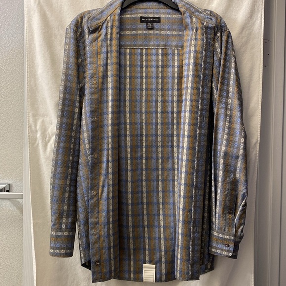 Jhane Barnes Men’s Blue Transpose Patterned Multi-Colored Button-Down Shirt - Picture 3 of 16